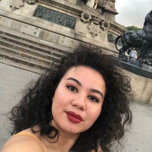 Meet your Posher, Isabella